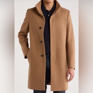 Theory Belvin Overcoat
Color: Camel
Size: X-Large